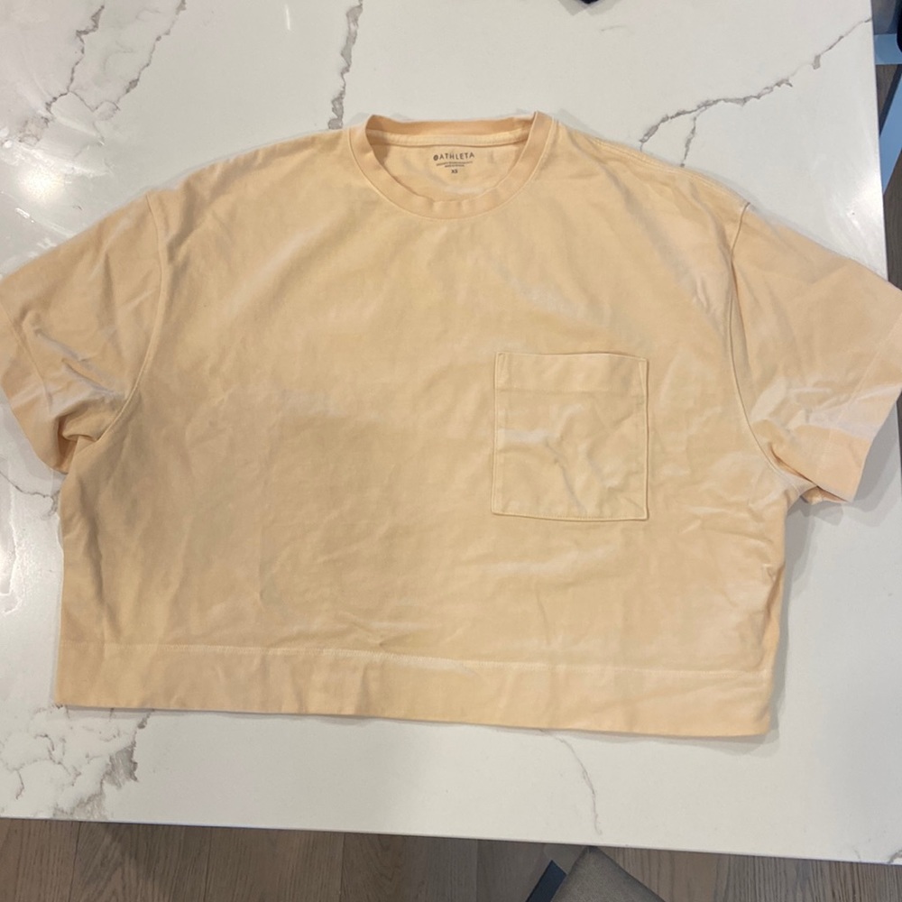 Athleta tshirt